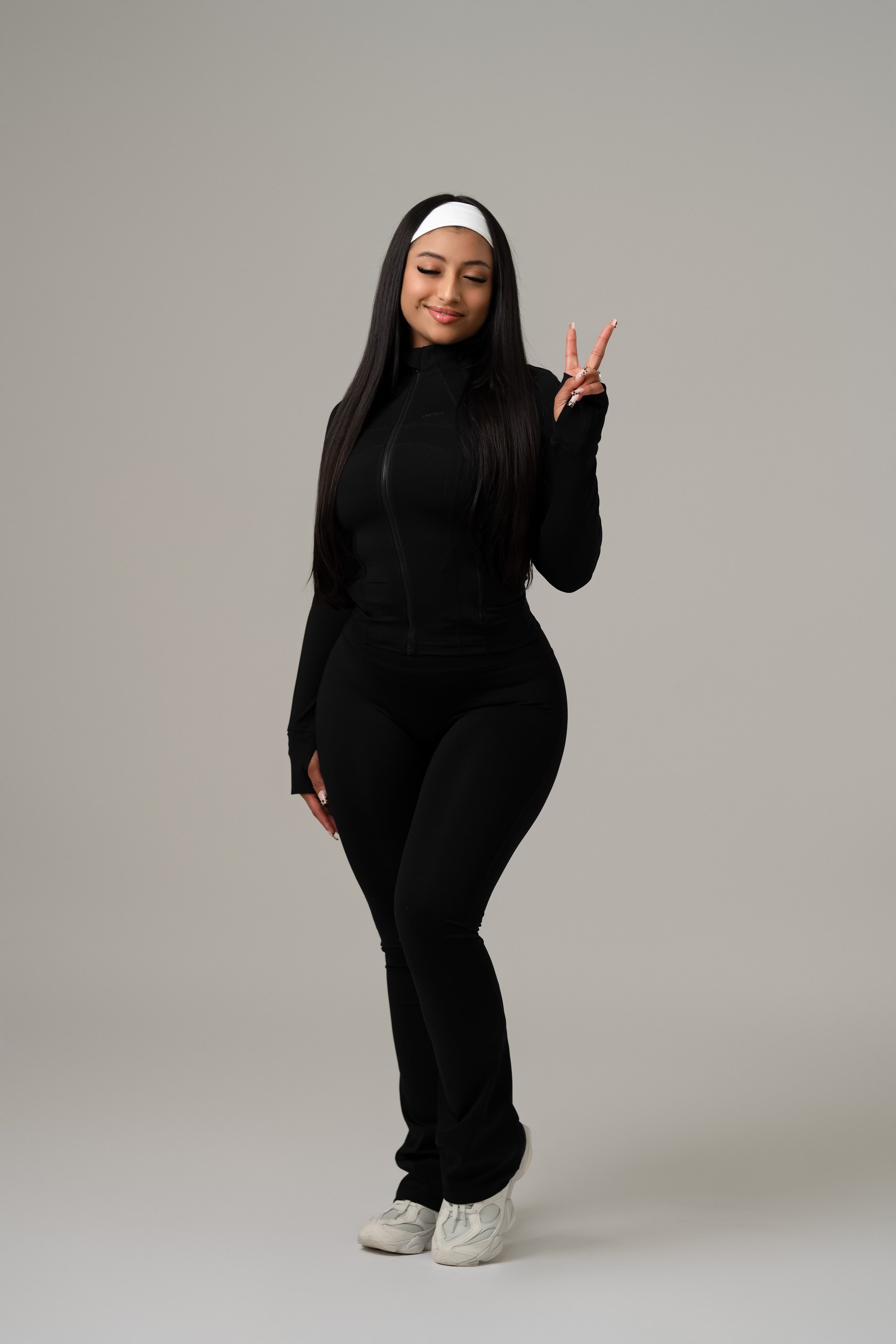 Yoga Zip Black